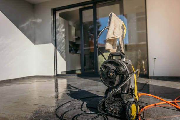 Best Gutter Cleaning  in Mary Esther, FL